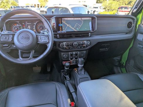 Used 2025 Jeep Wrangler Unlimited Rubicon 392 image 26