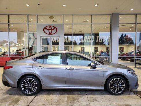 New 2026 Toyota Camry XLE image 3