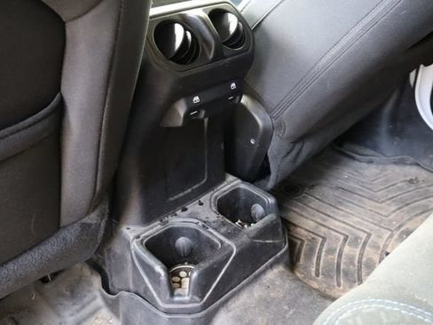 Used 2021 Jeep Wrangler Unlimited Sport AWD/4WD image 6