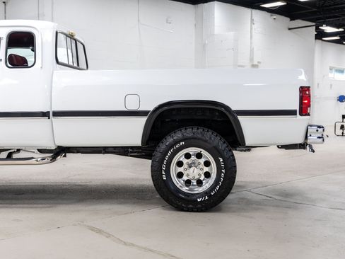 Used 1992 Dodge D/W Truck 250 AWD/4WD image 19