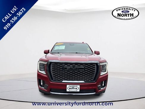 Used 2023 GMC Yukon Denali Ultimate image 2