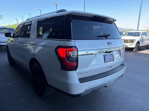 Used 2018 Ford Expedition Max Limited w/ Equipment Group 302A AWD/4WD image 16