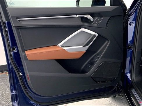 Certified 2025 Audi Q3 2.0T Premium Plus w/ Premium Plus Package image 23