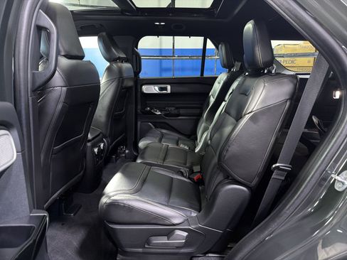 Used 2022 Ford Explorer ST w/ Equipment Group 401A AWD/4WD image 29