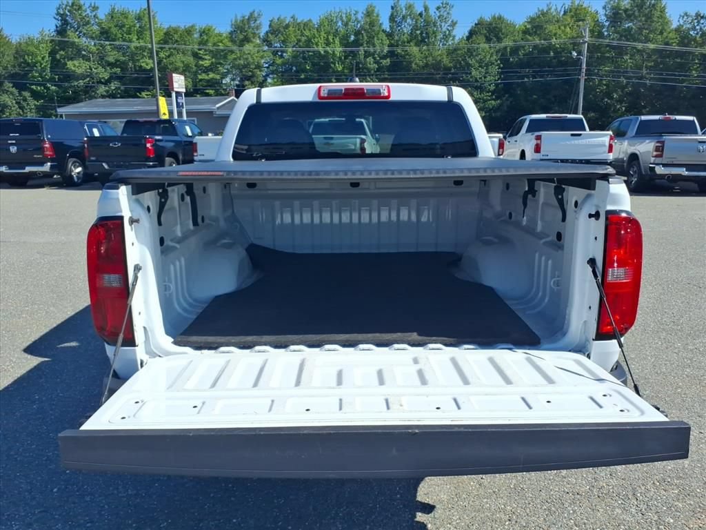 Used 2022 Chevrolet Colorado W/T RWD image 9