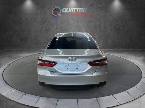 Used 2022 Toyota Camry LE image 4