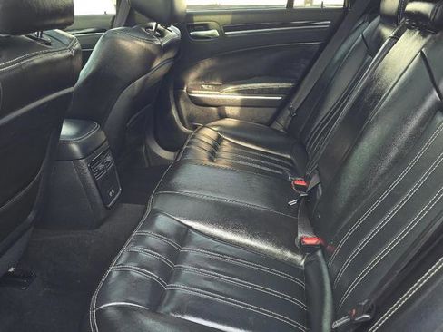 Used 2022 Chrysler 300 S image 11