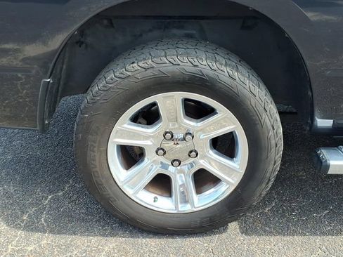 Used 2018 RAM 1500 Lone Star AWD/4WD image 14