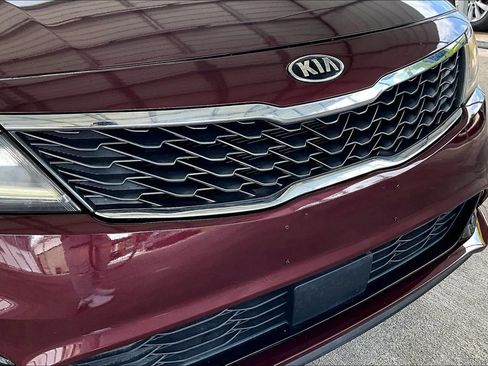 Used 2020 Kia Optima LX FWD image 29