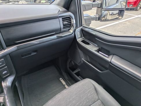 Used 2022 Ford F150 XLT w/ Equipment Group 302A High AWD/4WD image 16