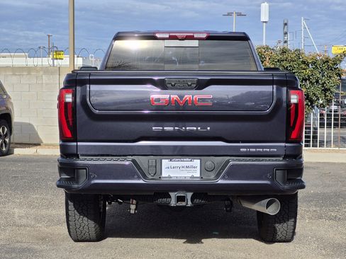 Used 2026 GMC Sierra 2500 Denali w/ Denali Reserve Package image 6