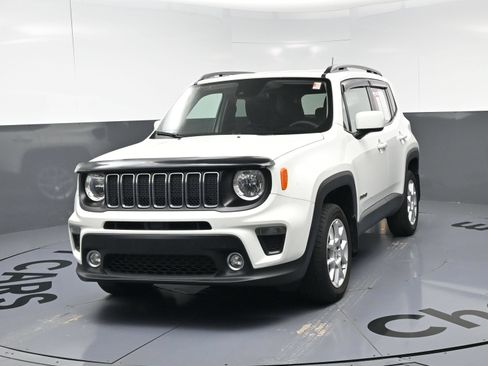 Used 2021 Jeep Renegade Latitude AWD/4WD image 11