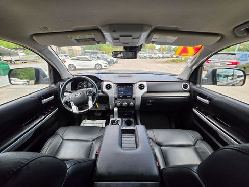 Used 2021 Toyota Tundra SR5 w/ SR5 Leather Package RWD image 9
