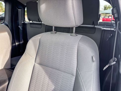 Used 2019 Toyota Tacoma SR5 image 19