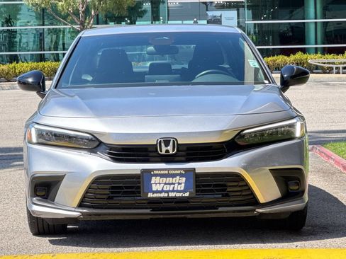 Used 2023 Honda Civic Sport image 9