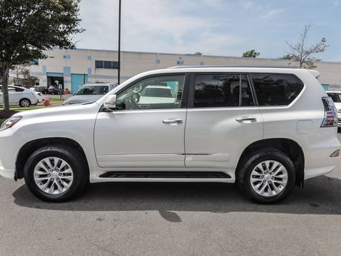 Used 2018 Lexus GX 460 Premium AWD/4WD image 10