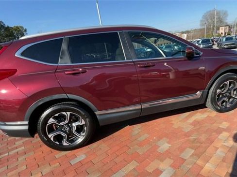 Used 2017 Honda CR-V Touring image 2