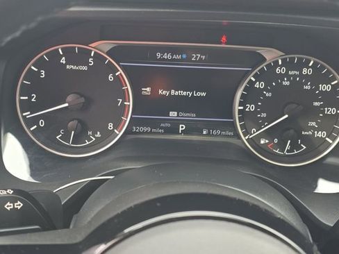 Used 2023 Nissan Rogue SV w/ SV Premium B Package image 5