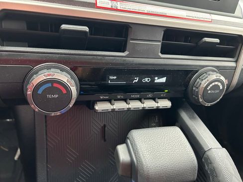 Used 2025 Toyota 4Runner SR5 image 26