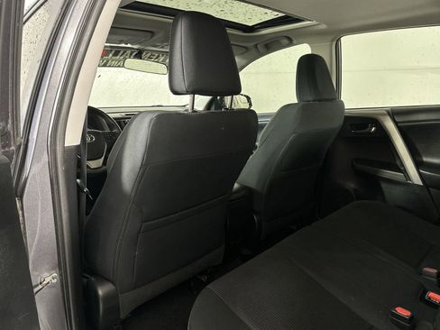 Used 2016 Toyota RAV4 XLE FWD image 24
