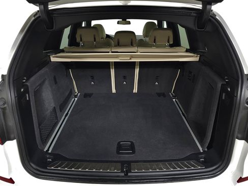 Used 2018 BMW X3 xDrive30i image 7