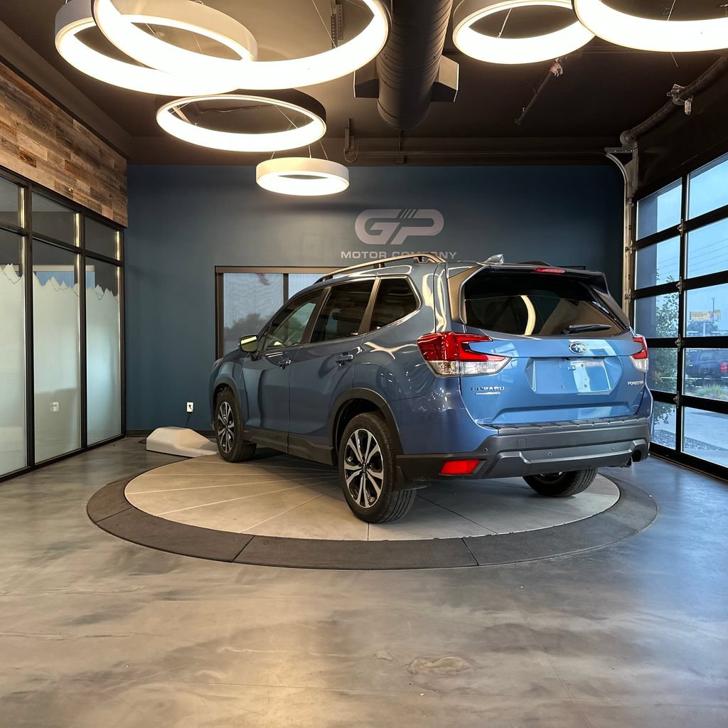 Used 2023 Subaru Forester Limited AWD/4WD image 5