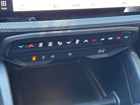 New 2026 Jeep Cherokee Laredo image 17