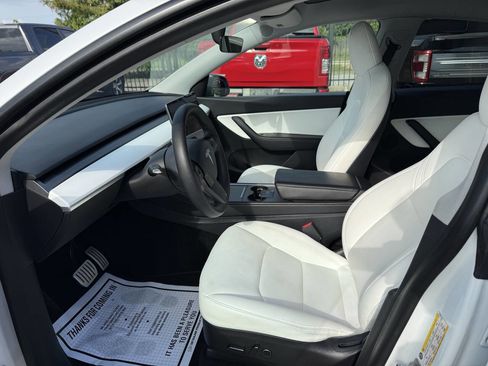 Used 2021 Tesla Model Y Performance AWD/4WD image 7