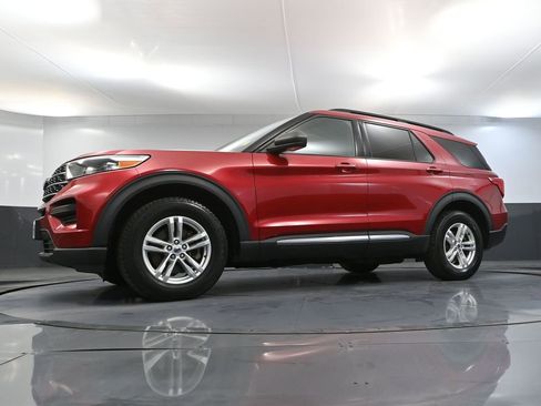 Used 2020 Ford Explorer XLT w/ Comfort Package image 58