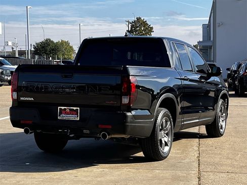 Used 2024 Honda Ridgeline TrailSport image 4