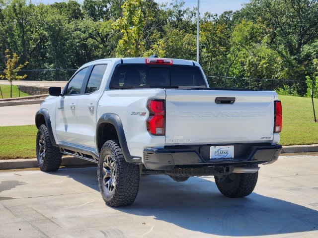 Used 2024 Chevrolet Colorado ZR2 w/ Safety Package AWD/4WD image 6