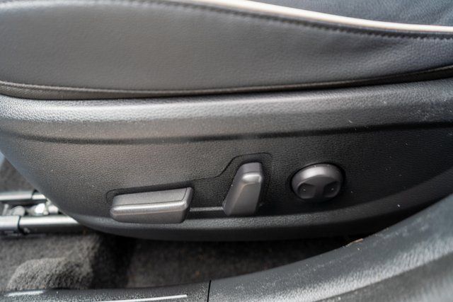Used 2023 Kia Forte GT-Line w/ GT-Line Premium Package FWD image 19