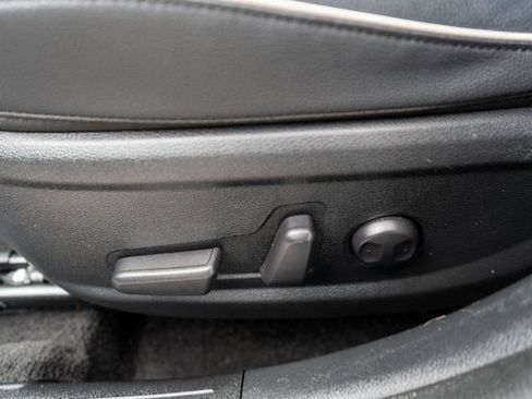 Used 2023 Kia Forte GT-Line w/ GT-Line Premium Package FWD image 19