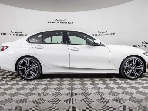 Used 2023 BMW 330i Sedan w/ Convenience Package RWD image 3