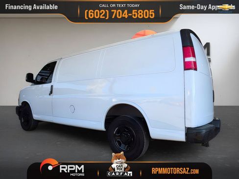Used 2021 Chevrolet Express 2500 w/ Driver Convenience Package RWD image 3