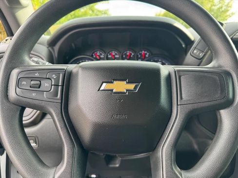 Used 2023 Chevrolet Silverado 1500 Custom RWD image 19