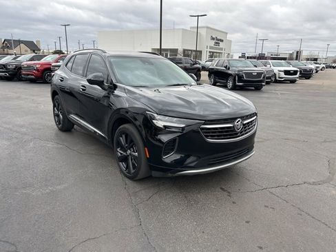 Used 2022 Buick Envision Essence w/ Sport Touring Package image 4