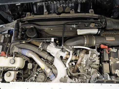 Used 2022 Ford F250 Lariat w/ Lariat Ultimate Package image 4