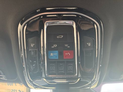 Used 2025 Jeep Grand Cherokee Summit w/ Obsidian Package AWD/4WD image 30