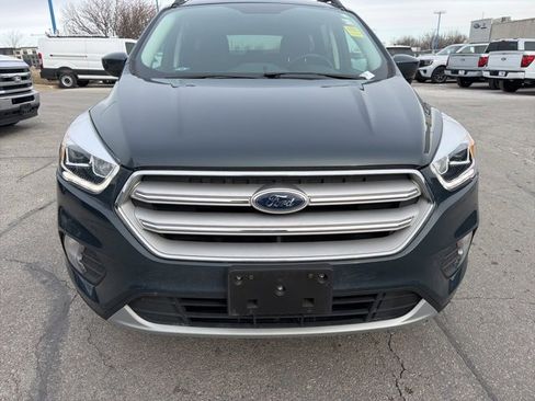 Used 2019 Ford Escape SEL image 9