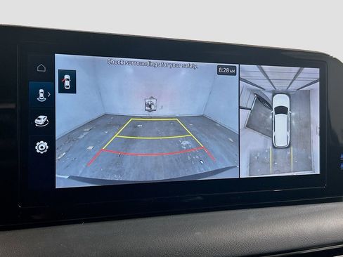 Used 2025 Hyundai Palisade SEL FWD image 12