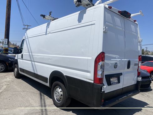 Used 2023 RAM ProMaster 3500 FWD image 12
