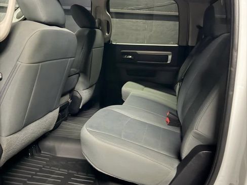 Used 2016 RAM 2500 SLT AWD/4WD image 10