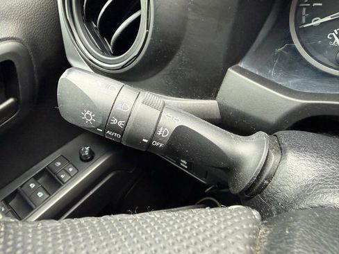 Used 2021 Toyota Tacoma TRD Sport w/ TRD Premium Sport Package image 23