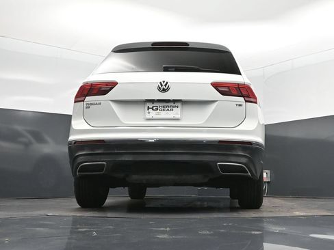 Used 2018 Volkswagen Tiguan SE FWD image 42