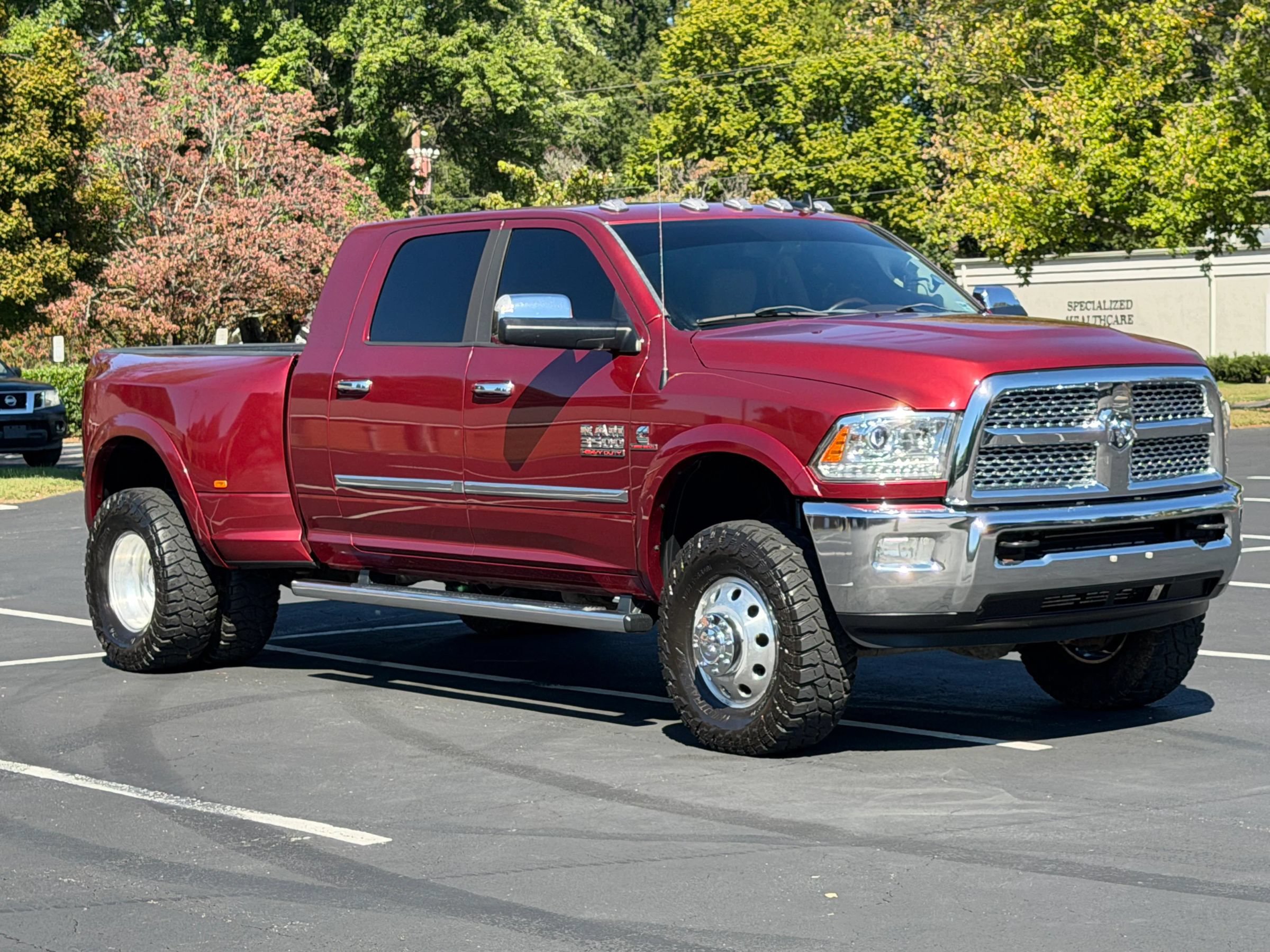 Used 2015 RAM 3500 Laramie AWD/4WD image 4