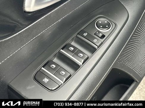 Used 2024 Kia Forte GT-Line w/ GT-Line Premium Package image 21