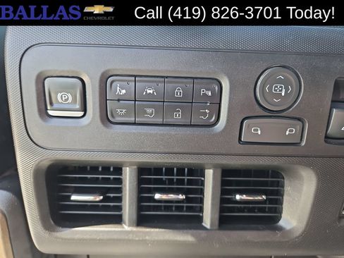 Used 2024 Chevrolet Brightdrop 600 AWD/4WD image 18