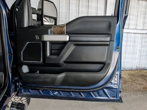 Used 2019 Ford F250 Lariat w/ Lariat Ultimate Package image 45