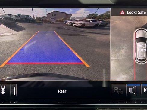 Used 2021 Lamborghini Urus image 30